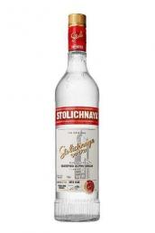 Stolichnaya Vodka (1L) (1L)